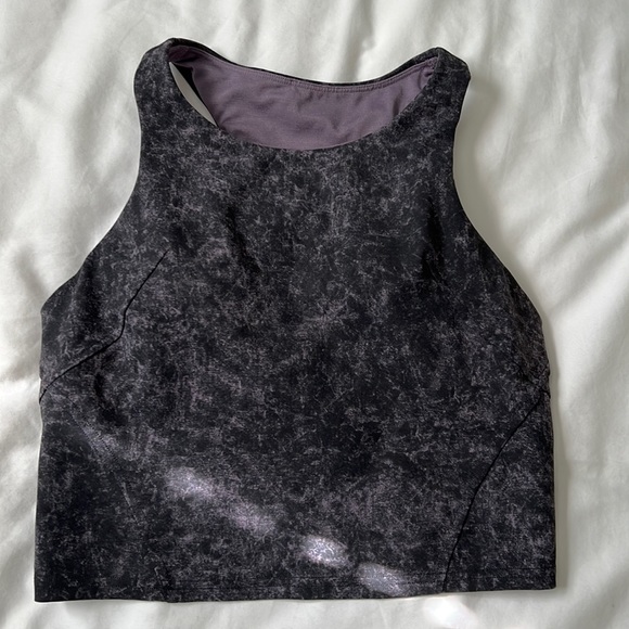 Lululemon Invigorate Crop Training Tank Top - Size 8 - Picture 3 of 5